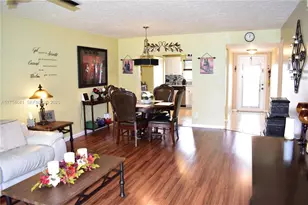 9320 Sunrise Lakes Blvd, Sunrise, FL 33322 - Photo 9