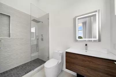 1201 W 47th St, Miami Beach, FL 33140 - Photo 55
