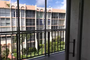 851 Three Islands Boulevard, Hallandale Beach, FL 33009 - Photo 11