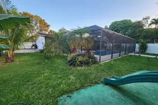 18800 Lenaire Dr, Cutler Bay, FL 33157 - Photo 19