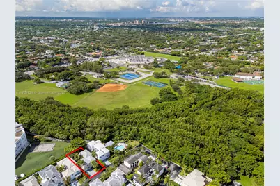 2518 NE 206th Ter, Miami, FL 33180 - Photo 5