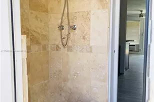 2217 NE 14th Ave, Wilton Manors, FL 33305 - Photo 17