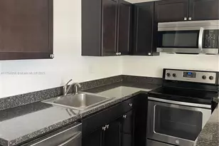 2217 NE 14th Ave, Wilton Manors, FL 33305 - Photo 19