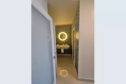 100 Lincoln Rd #1242, Miami Beach, FL 33139 - Photo 3