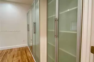 929 Michigan Ave, Miami Beach, FL 33139 - Photo 9