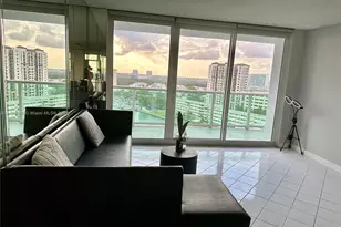 100 Bayview Dr, Sunny Isles Beach, FL 33160 - Photo 17