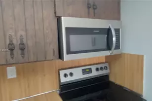 13390 NE 7th Ave, North Miami, FL 33161 - Photo 19