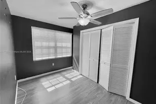 9251 NW 55th St, Sunrise, FL 33351 - Photo 17