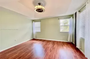 9251 NW 55th St, Sunrise, FL 33351 - Photo 25