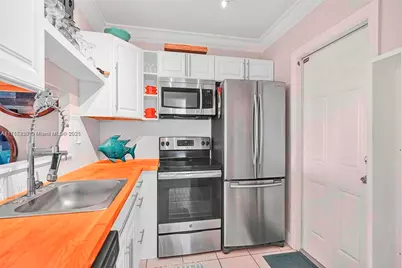 3530 NW 52nd Ave #509, Lauderdale Lakes, FL 33319 - Photo 9