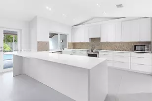 8513 SW 169th Terrace, Palmetto Bay, FL 33157 - Photo 7