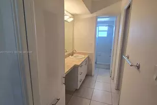 851 NE 14th Ave, Hallandale Beach, FL 33009 - Photo 19