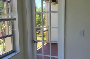 851 NE 14th Ave, Hallandale Beach, FL 33009 - Photo 17