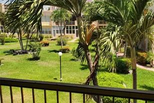 851 NE 14th Ave, Hallandale Beach, FL 33009 - Photo 25