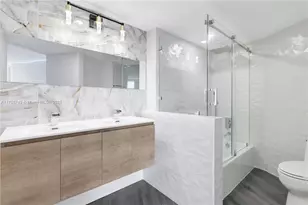 5420 N Ocean Dr, Singer Island, FL 33404 - Photo 5