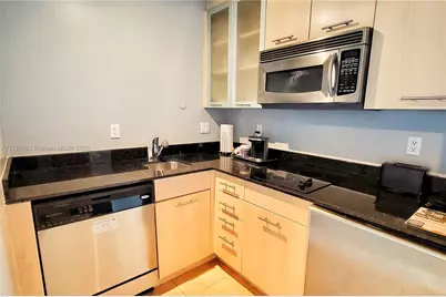 2670 Sunrise Blvd #1109, Fort Lauderdale, FL 33304 - Photo 3