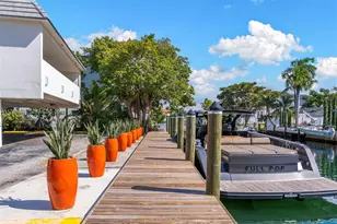 13131 Ixora Ct, North Miami, FL 33181 - Photo 27