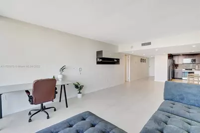 3675 N Country Club Dr #2310, Aventura, FL 33180 - Photo 13