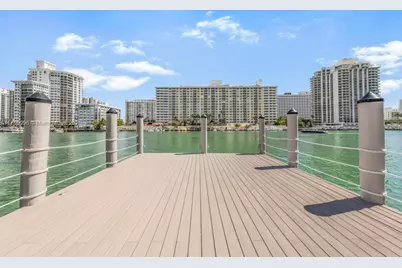 5661 Pine Tree Dr, Miami Beach, FL 33140 - Photo 35