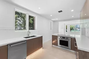 5661 Pine Tree Dr, Miami Beach, FL 33140 - Photo 21