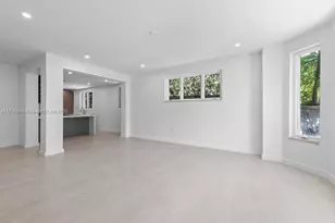 5661 Pine Tree Dr, Miami Beach, FL 33140 - Photo 17