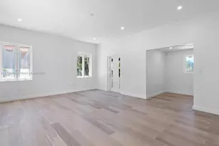 5661 Pine Tree Dr, Miami Beach, FL 33140 - Photo 29
