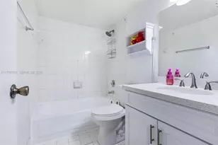 18830 NW 57th Ave, Hialeah, FL 33015 - Photo 27