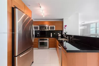 253 NE 2nd St #3702, Miami, FL 33132 - Photo 11