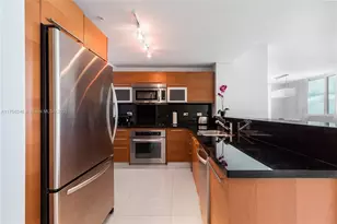 253 NE 2nd St, Miami, FL 33132 - Photo 11