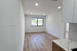 4227 NW 5th St, Miami, FL 33126 - Photo 11