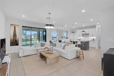7681 NW 84th Ln, Tamarac, FL 33321 - Photo 17