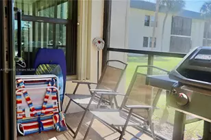 225 SE 10th St, Deerfield Beach, FL 33441 - Photo 25