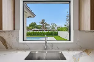 2725 SW 65th Ave, Miami, FL 33155 - Photo 11