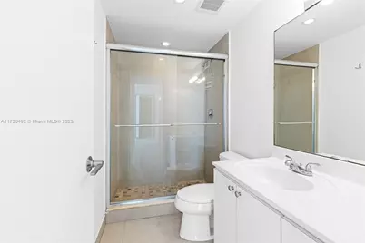 5601 Collins Ave #812, Miami Beach, FL 33140 - Photo 25