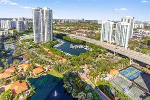 19195 NE 36th Ct, Aventura, FL 33180 - Photo 3