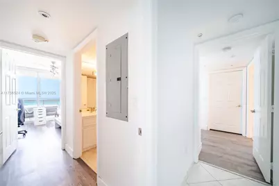 6301 Collins Ave #2802, Miami Beach, FL 33141 - Photo 11