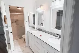 9737 N Belfort Cir, Tamarac, FL 33321 - Photo 11