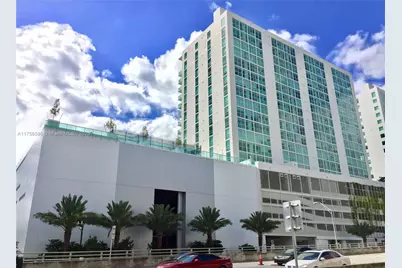 400 Sunny Isles Blvd, Sunny Isles Beach, FL 33160 - Photo 9