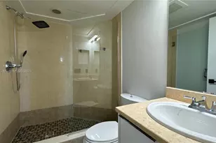 20000 E Country Club Dr, Aventura, FL 33180 - Photo 13