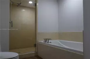 20000 E Country Club Dr, Aventura, FL 33180 - Photo 21
