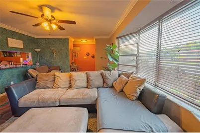 11400 Tara Dr, Plantation, FL 33325 - Photo 11