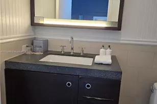 17315 Collins Ave, Sunny Isles Beach, FL 33160 - Photo 25