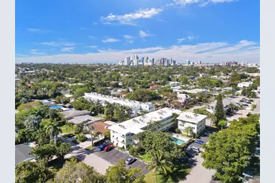 1900 NE 8th Ct #306, Fort Lauderdale, FL 33304 - Photo 23