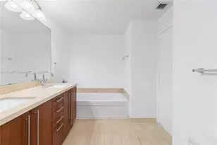 1111 SW 1st Ave, Miami, FL 33130 - Photo 9