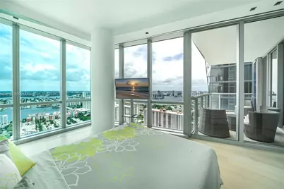 17121 Collins Ave #4208, Sunny Isles Beach, FL 33160 - Photo 21