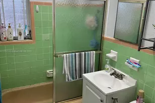 2380 NW 133rd St, Miami, FL 33167 - Photo 7