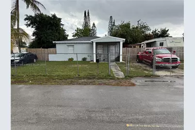 2380 NW 133rd St, Miami, FL 33167 - Photo 1