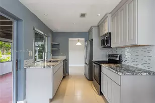 4938 NW 48th Ave, Tamarac, FL 33319 - Photo 9