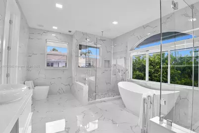 2578 NW 63rd Ln, Boca Raton, FL 33496 - Photo 37
