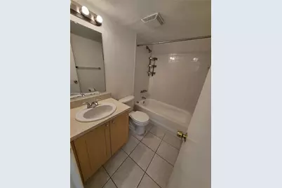 405 S Pine Island Rd #202D, Plantation, FL 33324 - Photo 13
